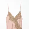 Venta al por mayor comercio exterior estilo europeo y americano vestido de moda para mujer francesa con ribete de encaje y textura de satén de seda