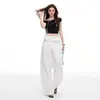 Calça Pantalona Patchwork de Bolinhas Brancas com Babados, Pernas de Tesoura, Feminina, Verão, Fina, Solta, Com Caimento, Comprimento no Chão, Casual