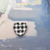 Botones Lindos de Dibujos Animados Redondos en Forma de Corazón con Estampado de Manzana para Diarios DIY, Decoraciones Cuadriculadas Vintage, Se Pueden Mezclar y Combinar