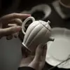 Bule de Chá Cerâmico Estilo Dinastia Tang e Song com Esmalte Cinza, Design Tradicional, de Mão, com Filtro em Forma de Bola, para Uso Doméstico
