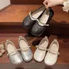 Talla 36-43 Talla Grande Zapatos de Mujer, Planos de Boca Baja, Estilo 2026, Adecuados para Faldas, con Perlas, Nuevo Estilo Chino, Bordado Estilo Nacional, Zapatos Planos de Suela Dura