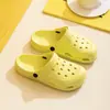 Nuevo Modelo de Zuecos para Hombre y Mujer de Qidashun, Sandalias Ligeras de Espuma para Pareja de Verano para Interiores y Exteriores, Zapatos para Playa y Jardín