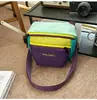 Bolso Pequeño Cuadrado Bordado con Letras Juvenil y Energético, Estilo Pareja, Energético y Salvaje, Bolso Cruzado Casual y Sexy para Camping al Aire Libre