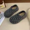 Zapatos de Algodón Retro de Lunares para Mujer Punta Cerrada Slip-on Suela Gruesa Personalidad Estilo Coreano Persona Perezosa 2026 Mules Punta Redonda Estilo Nuevo