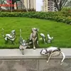 Adorno de escultura abstracta de gato de espejo de acero inoxidable, paisaje de jardín, oficina de ventas al aire libre de comunidad residencial, arte decorativo de lujo ligero