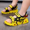 Sandálias Infantis 2026 Verão Respiráveis Sapatos Infantis Médios e Grandes Crianças Solado Macio Sapatinhos de Praia para Meninos Tendência Atacado Dropshipping