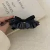 Estilo Preppy de Chica Coreana Falda Plisada Estampado de Leopardo Espiga Pinza de Plátano Lazo Pequeña Etiqueta Dorada Pinza para Cola de Caballo Accesorio para el Cabello