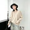 Suéter de Tricô Feminino com Gola V e Caimento Solto, Cor Sólida Grossa, Mangas Caídas, Peça Versátil da Moda