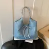 Bolsa de Axila Feminina 2026 Nova de Verão Versátil Casual Jeans Ombro Bolsa de Grande Capacidade para o Dia a Dia Bolsa Saco