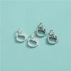 Colgante pequeño de gato Kt con dibujos animados, accesorio de plata de ley S925, pulsera de perlas de cristal con cuentas DIY.
