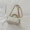 Bolso de Mano de Moda Estilo Coreano 2026 Verano Nuevo Acolchado de Diamantes con Cadena Bolso Tote Pequeño de Alto Valor Hombro Único Cruzado Bolso Cuadrado Pequeño