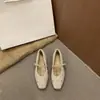 Zapatos Mary Jane de punta cuadrada, boca poco profunda, forrados de felpa con plantilla interior que aumenta la altura, adecuados para ir al trabajo y versátiles para el uso diario, con adornos de pedrería y un forro suave tipo algodón, diseñados para mujeres