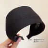 2026 Nuevo Estilo Diadema de Mujer Plisada de Ala Ancha Sensación de Alta Gama Cubre la Parte Superior del Cráneo Hace que la Cara se Vea Más Pequeña Cubre la Raya del Cabello Pinza para el Cabello Accesorio para el Cabello