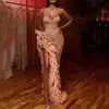 Vestido 2025 Amazon Primavera Nova Roupa Europeia e Americana Festa Anual Franja Cauda Sexy Top Tubo Dourado Vestido