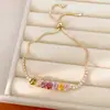Pulsera redonda de circonita cúbica chapada en oro real de 18k, una pieza de joyería de nicho, de alta gama, a la moda y exquisita, un accesorio ligero y versátil para mujeres
