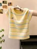 Conjunto coreano de alta gama para talla grande de 100 kg, camiseta de seda helada de manga corta para mujer, top juvenil a rayas bordado de verano