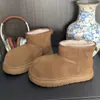 Botas de nieve lindas y peculiares de talla grande, para mujer invierno 2026, forradas de felpa, con suela gruesa, versátiles, antideslizantes, cálidas y de caña corta para usar al aire libre.