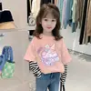 G2304 # 2025 Primavera y Otoño Nuevo Estilo Camiseta de Manga Larga Elegante de Algodón Puro para Niñas Ropa Infantil Camiseta de Rayas Falsa de Dos Piezas.