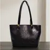 Bolso Retro de Gran Capacidad 2026 Bolso de Hombro Simple y Elegante para Viajes Diarios y Salidas, Bolso Tote Casual de Color Sólido