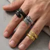 Moda europea y americana personalidad estilo punk retro anillo de acero de titanio para hombre abrazo joyería de comercio exterior transfronterizo venta directa