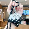Llavero Grande de Fresa Color Crema en Piel Sintética, Colgante para Bolso, Empaque de Regalo, Decoración para Ropa, Suministro Directo del Fabricante