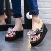 Pantuflas de Exterior para Mujer 2025 Verano Nueva Moda Estilo Coreano Floral Medio Zapato de Tacón Alto Sandalias de Vacaciones de Playa para Mujer