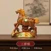 Figura de Caballo de Cerámica Tang Sancai Caballo Liebre Roja Auspiciosidad Alta Iluminación Artesanía Gama Alta Oficina Hogar Sala de Estar Caballo de Recaudación de Riqueza