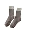 Calcetines de lana a rayas para mujer, calcetines cálidos de otoño e invierno hasta la mitad de la pantorrilla, calcetines largos versátiles retro sin costuras