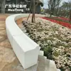 Asiento curvo GRC hecho a medida para parques pequeños, banco prefabricado de cemento empalmado, silla de piedra artificial blanca hecha a medida