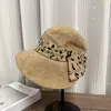 Chapéu de pescador patchwork estampado de leopardo retrô estilo japonês para o início do outono para mulheres, chapéu bucket de sol da moda e elegante para a rua