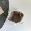 2026 Verão Nova Bolsa de Ombro de Grande Capacidade Versátil Bolsa de Axila Transfronteiriça Tendência Estilo Doce Bolsa de Mão Bolsa Tote para Mulheres