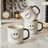 Taza de plástico simple para enjuague bucal al por mayor 2 yuanes tienda departamental taza de plástico para lavar baño del hogar taza de plástico para adulto para cepillarse enjuague bucal