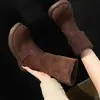 Botas de neve forradas com fleece, espessas e quentes, botas curtas femininas, novo estilo de inverno 2026, com salto grosso, de calçar fácil, botas estilo Martin, botas da moda