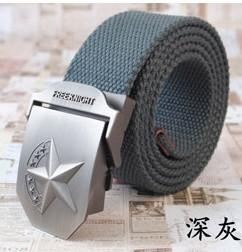 深灰色