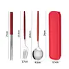 Palillos y Cuchara Set Tenedor de Acero Inoxidable Set de Tres Piezas Caja de Almacenamiento Linda para Estudiantes de Viaje Vajilla Portátil para Una Persona