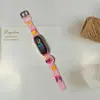 Novo Relógio de Pulso com Boneca Estampada Luminosa M7, Relógio Moderno para Casal, Estilo Esportivo Estudantil Relógio Eletrônico LED Atacado