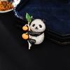 Broche de panda de caqui chino Ruyi Guofeng para mujer, exquisito broche decorativo de alta gama para ropa de moda, venta al por mayor