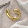 Broche metálico único y versátil estilo francés en forma de lágrima, pasador minimalista de alta gama para mujer, accesorio de traje de moda