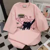Camiseta Solta de Algodão de Verão com Estampa de Coelho 2026 Roupas Femininas Transfronteiriças Camiseta Solta Energética e Divertida de Manga Curta Venda por Atacado para Mulheres