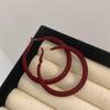 Serie Flocada de Otoño e Invierno Viento de Hong Kong Gotas de Agua Aretes Geométricos de Círculo Torcido Aretes con Pin de Plata 925 Aretes con Sentido Avanzado