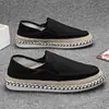 Tênis Esportivos Novos 2025 Verão Respirável Casual Versátil Masculino Slip-On Sapatos de Lona Old Beijing Sapatos de Pescador
