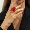Anel Europeu e Americano Transfronteiriço Retrô Exagerado com Pedra Vermelha em Resina, Anel Fashionável Estilo Ins com Banda Larga Geométrica Oval em Metal