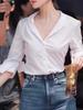 Camisa Top Branca de Gola V de Alto Padrão Estilo Francês para Mulheres 2025 Outono Ambiente de Trabalho Roupa de Trabalho Camisa Solta