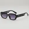 Marco Cuadrado Europeo Hueco Alto Sentido de Gama Muestra Temperamento Cuadrado Estilo Callejero Chica Popular Tendencia de Moda Gafas de Sol Anti-UV