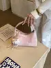 Bolsa de Ombro/Axila Nova Moda Verão 2025 para o Trabalho com um Toque Nichado de Alto Padrão, Bolsa Saco de Ombro Cruzado de Grande Capacidade
