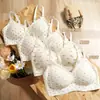 Lencería Floral Estilo Francés para Mujeres con Poco Busto, Adorno de Encaje Dulce, Transpirable, Sin Varillas, Sujetador Anticaída para Chicas Jóvenes