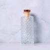 Frasco Difusor de Aroma Sem Chama Esculpido em Estilo Francês com Varetas de Rattan para Casa Interior Fragrância de Longa Duração, Frasco Difusor de Aroma de Vidro em Forma de Diamante Venda por Atacado