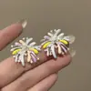 Aretes de Fuegos Artificiales Tachonados con Diamantes y Goteo de Aceite de Aguja Plateada, Aretes Personalizados de Nicho Transfronterizos, Aretes de Moda y Alta Gama al por Mayor para Mujeres