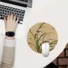 Amazon Vende um Mouse Pad Redondo com Design de Flor de Lótus, Tamanho Pequeno, Antiderrapante, Resistente à Sujeira, Adequado para Computadores de Escritório e Teclados