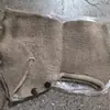 Sombrero de Rafia Tejido de Una Pieza con Capucha de Color Puro para Mujer con Cordón, Botones y Bufanda para el Cuello, Capucha de Cuello de Una Pieza, Capucha Cálida de Invierno para Protección de Orejas